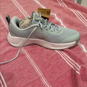 NWT Nike Women's Light Gray Sneakers